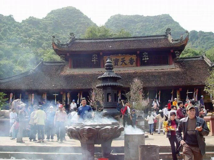 Chốn Phật tích Hương Sơn là nơi quần tụ nhiều tôn giáo, tín ngưỡng (Ảnh: Internet)