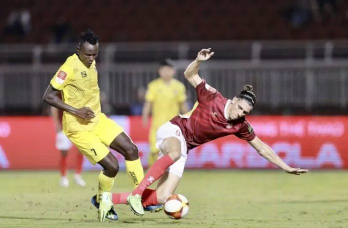 Công cùn, thủ kém, CLB TP.HCM thua trận thứ hai liên tiếp ở V.League 2023 (Ảnh: Internet) Công cùn, thủ kém, CLB TP.HCM thua trận thứ hai liên tiếp ở V.League 2023 (Ảnh: Internet)