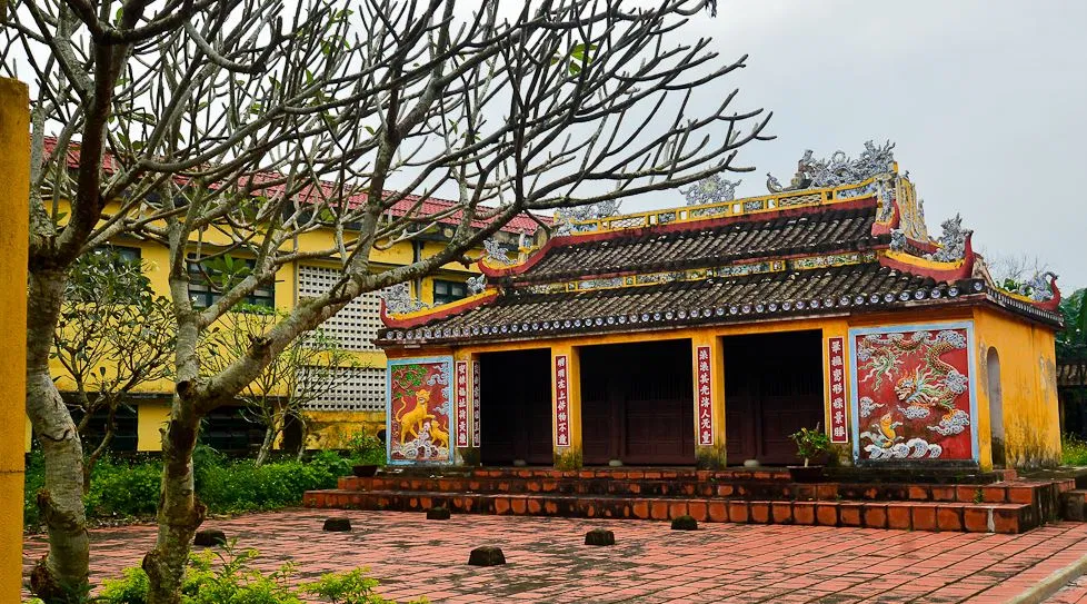 Túy Loan - nét đẹp văn hóa làng quê Việt (Ảnh: Internet) Túy Loan - nét đẹp văn hóa làng quê Việt (Ảnh: Internet)