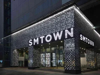 Lee Soo Man dọa kiện SM Entertainment