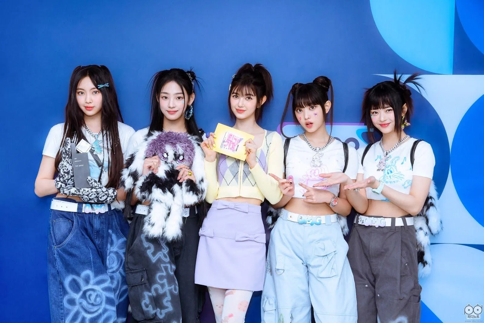 Newjeans biểu diễn OMG tại SBS Inkigayo (Ảnh: Internet) Newjeans biểu diễn OMG tại SBS Inkigayo (Ảnh: Internet)