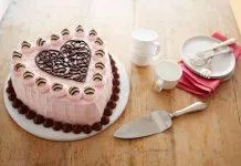 Bánh kem cho ngày Valentine (Ảnh: Internet)