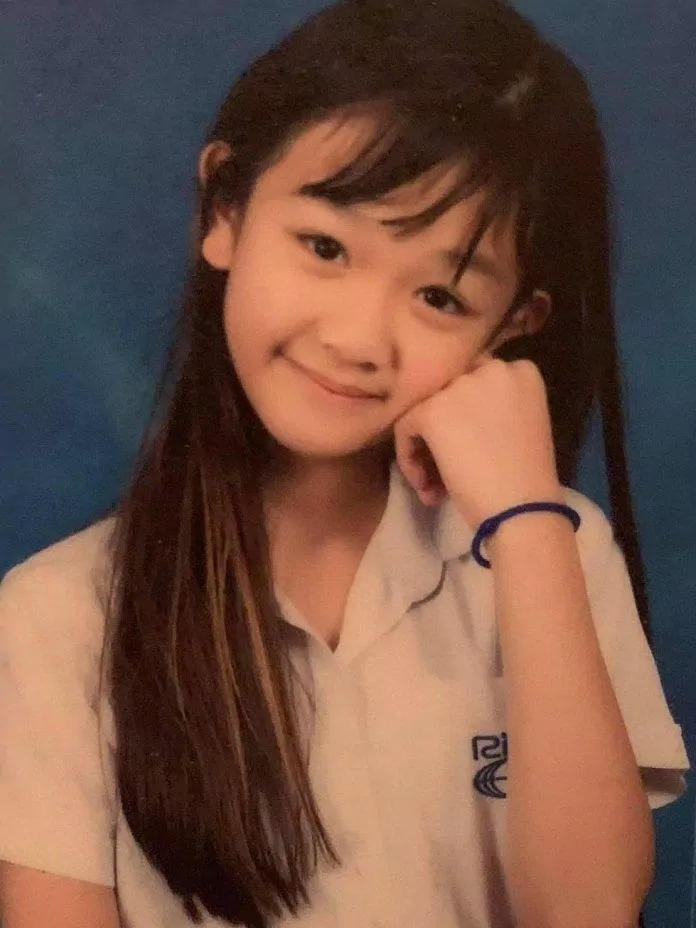 Pharita xinh xắn và dễ thương ngay từ khi còn bé. Ảnh: Internet Pharita xinh xắn và dễ thương ngay từ khi còn bé. Ảnh: Internet