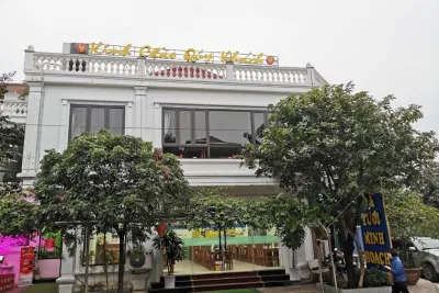 Không gian bên ngoài của nhà hàng. (Ảnh: Internet)