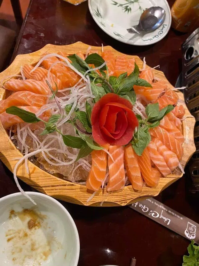 Nhà Hàng Làng Cổ Gia Hưng (Ảnh: Internet)