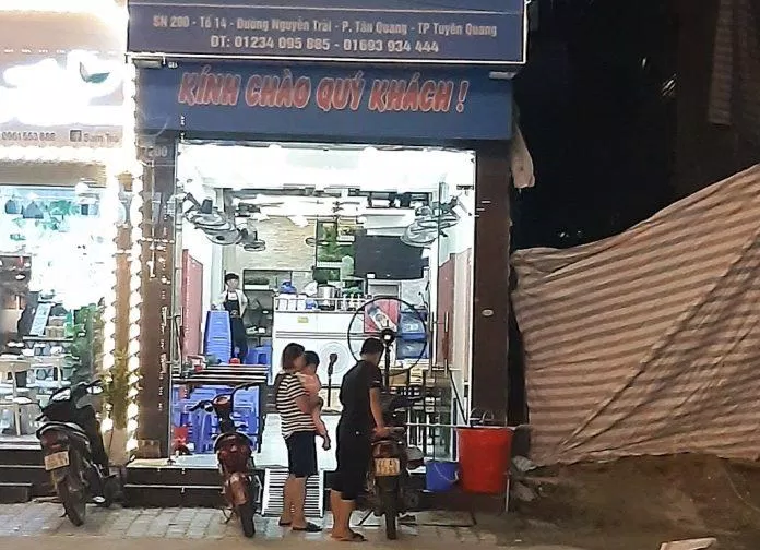Không gian bên ngoài của quán. (Ảnh: Internet)