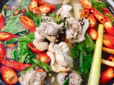 Lẩu gà lá quế Thu Trinh (Ảnh: Internet)