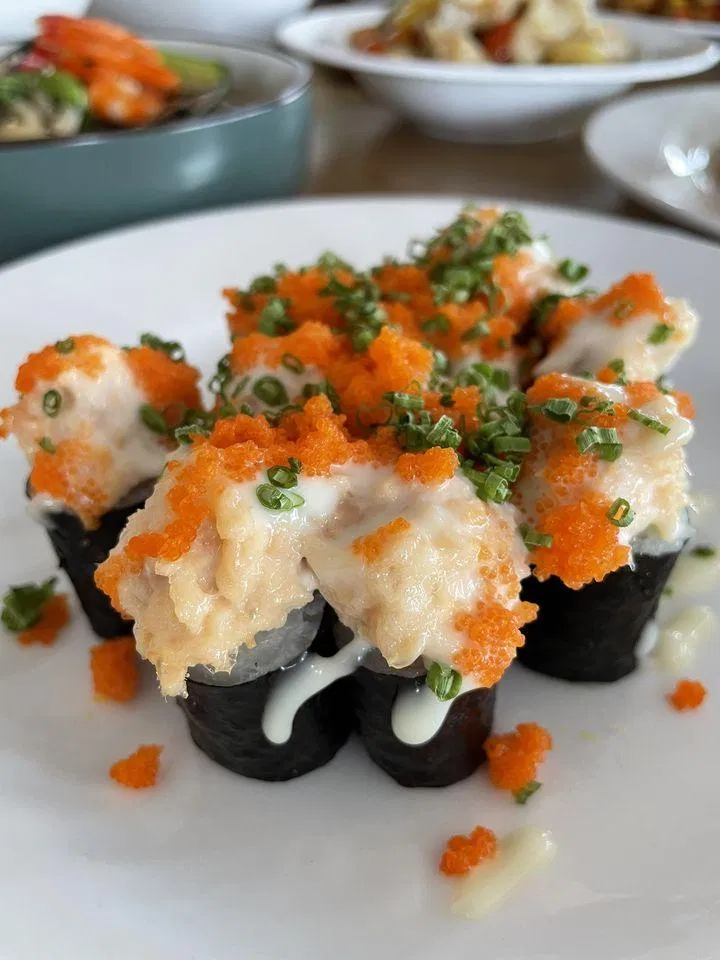 D'Maris Buffet (Ảnh: Internet) Điểm danh 20 quán ăn ở quận 7 ngon nổi tiếng, bạn nhất định phải thử khi tới đây ẩm thực Ấn Độ bình thuận BlogAnChoi Bò lá lốt Tân Quy buzza bbq D Maris Buffet El Gaucho Argentinian Steakhouse Hàng Dương Quán hấp dẫn Hoang Yen Vietnamese Cuisine hủ tiếu hủ tiếu Nam vang Hủ Tiếu Nam Vang Đạt Thành khám phá Lẩu gà lá quế Thu Trinh Mars Venus Matchandeul Korean BBQ Mì Lạnh Yoo Chun nhà hàng Nhà hàng Ấn Độ Ganesh Nhà hàng Thái Nathalie Nhà hàng Trăm Năm nổi tiếng Papas Chicken Phở Định 3 Phường Bình Thuận Phường Phú Mỹ Phường Tân Hưng Phường Tân Phong Phường Tân Phú Phường Tân Quy quận 7 quán ăn quán ăn quận 7 quán hồng kong Quán kem xôi dừa Bubu quán ngon Sài Gòn Sushi 88 Thành phố Hồ Chí Minh thông tin thương hiệu Top 10 Top 15 Top 20 Yeebo