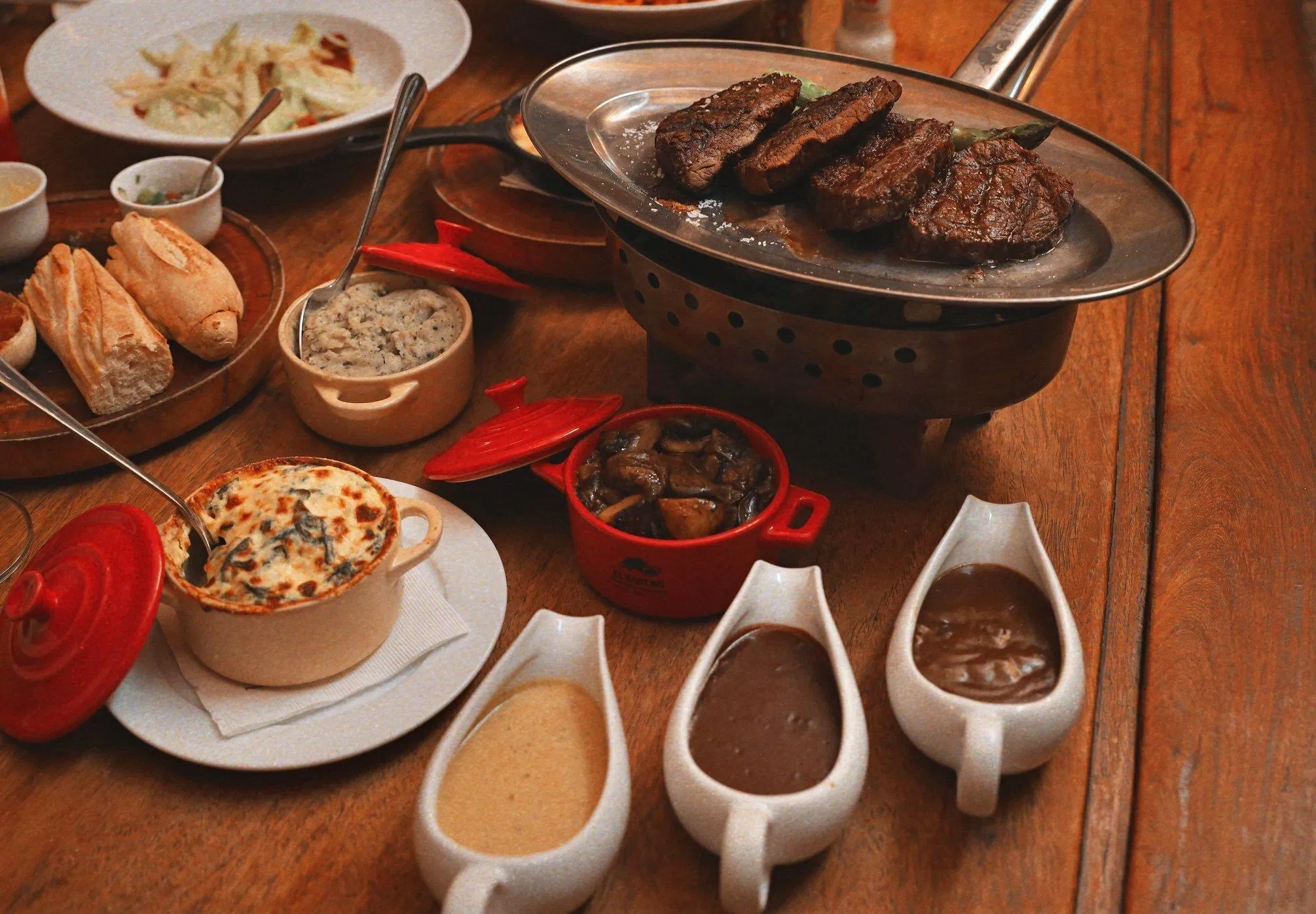 El Gaucho Argentinian Steakhouse (Ảnh: Internet)