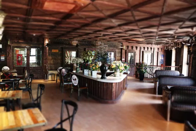 Quận 7 đi đâu, chơi gì? Top 15 quán cafe quận 7 siêu xịn xò, check-in thả ga bình thuận cà phê cafe cafe đẹp Sài Gòn Cafe view đẹp Ccomaya Kids Cafe CIRCLE COFFEE Cộng cà phê Farmers Garden HALF PAST SIX Specialty Coffee La Gare Coffee LeHa s Home Cafe Nắng Rooftop Coffee NEW KOI COFFEE O hara Coffee Cafe and Beverage Ollin Café quận 7 quán cafe quán cafe quận 7 Rang Rang Coffee Sài Gòn The Coffee Ship The Seventh Barista thông tin Top 15 Waynes Coffee