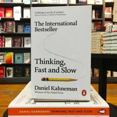 Sách Thinking, Fast and Slow (Nguồn: Internet) Sách Thinking, Fast and Slow (Nguồn: Internet)