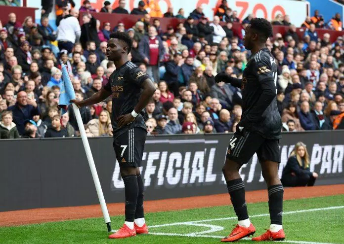 Saka ghi một bàn thắng cực đẹp để quân bình tỉ số cho Arsenal (Ảnh: Internet) Saka ghi một bàn thắng cực đẹp để quân bình tỉ số cho Arsenal (Ảnh: Internet)