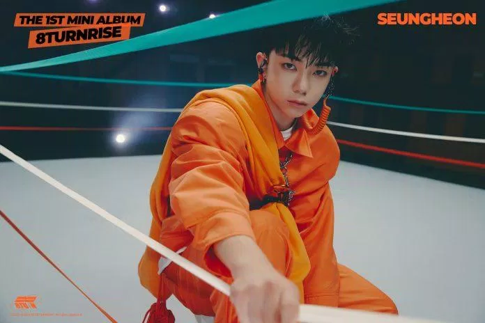 Thành viên Seungheon của 8TURN (Ảnh: Twitter/@8TURN_official)