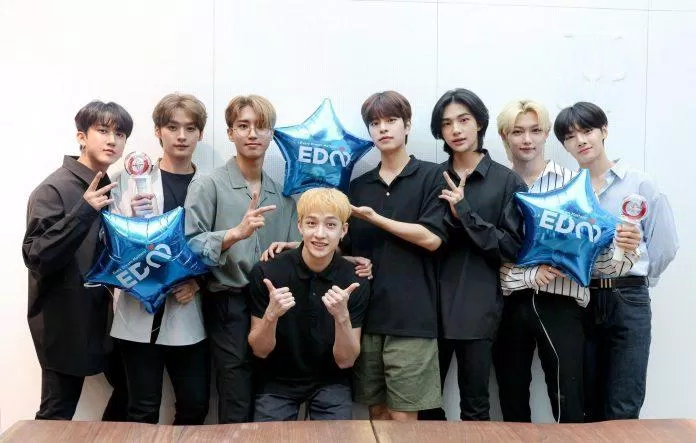 Straykids tham gia chiến dịch cộng đồng của JYP (nguồn: internet)