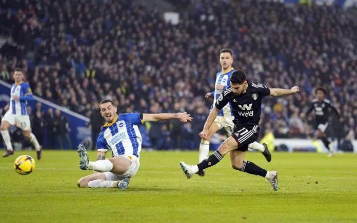 Manor Solomon ghi bàn ấn định chiến thắng 1-0 cho Fulham trước Brighton (Ảnh: Internet) Manor Solomon ghi bàn ấn định chiến thắng 1-0 cho Fulham trước Brighton (Ảnh: Internet)