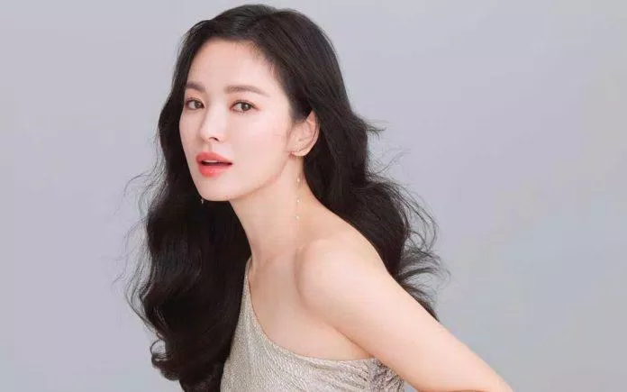 Không chỉ là một trong những biểu tượng sắc đẹp của Hàn Quốc, Song Hye Kyo còn là nữ minh tinh hàng đầu màn ảnh nhỏ Không chỉ là một trong những biểu tượng sắc đẹp của Hàn Quốc, Song Hye Kyo còn là nữ minh tinh hàng đầu màn ảnh nhỏ