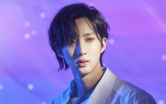 Lee Hoe Taek ( Hui )
