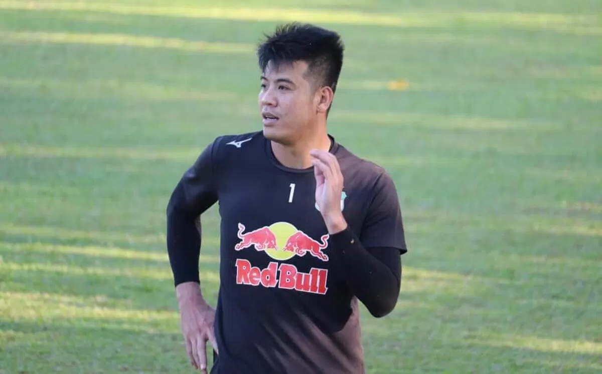 Cựu thủ thành HAGL dính chấn thương nặng và không được đăng ký ở giai đoạn lượt đi (Ảnh: Internet) Cựu thủ thành HAGL dính chấn thương nặng và không được đăng ký ở giai đoạn lượt đi (Ảnh: Internet)