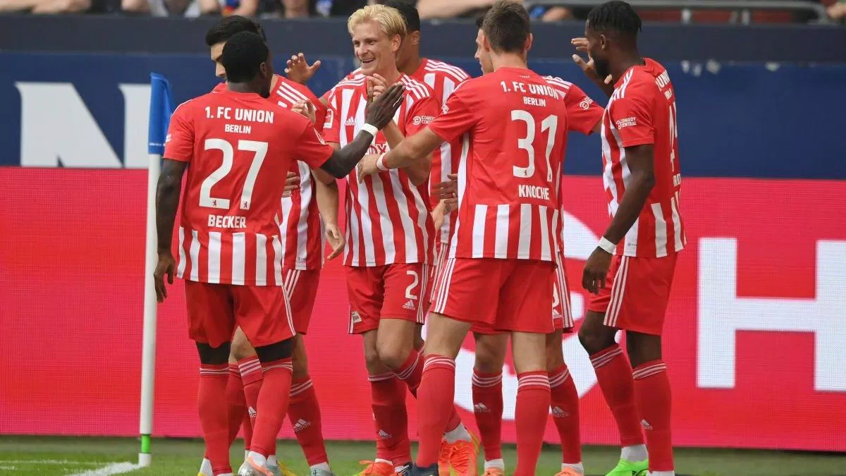 Union Berlin đang là niềm tự hào của thủ đô nước Đức ở mùa giải năm nay khi đang là đội bóng xếp thứ 2 trên bảng xếp hạng Bundesliga (Ảnh: Internet)