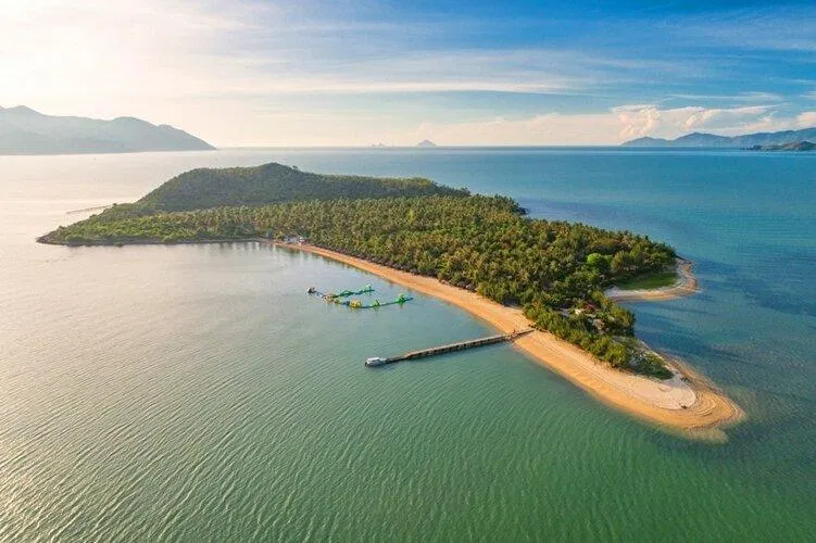 Một khung cảnh yên bình ở vịnh Nha Phu lúc bình minh (Ảnh: Internet) Một khung cảnh yên bình ở vịnh Nha Phu lúc bình minh (Ảnh: Internet)