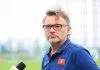 HLV Philippe Troussier mong muốncác giải Vô địch Quốc gia đá liên tục 10 tháng