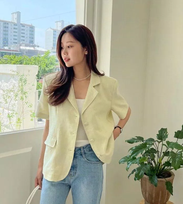 Mẫu áo vest nữ hot hit 2023, đáng sắm nhất mùa hè này. (Ảnh: Internet)