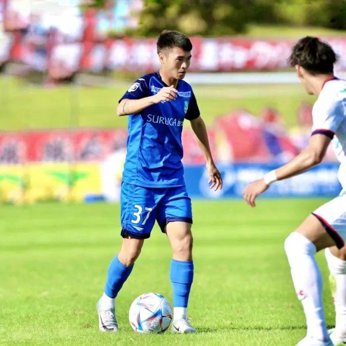 Bùi Ngọc Long là một trong những cầu thủ Sài Gòn thi đấu ấn tượng nhất khi sang Nhật Bản chơi bóng, từng được đá chính ở Cúp Hoàng Đế cho CLB Azul Claro Numazu. (Ảnh: Internet)