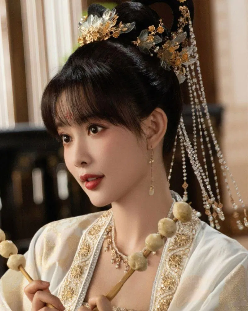 Tạo hình làm dìm nhan sắc xinh đẹp