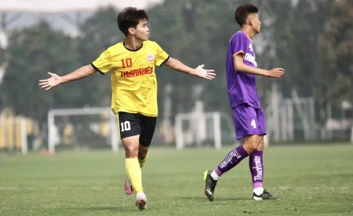 Giải U19 Quốc gia 2023 do Công ty Cổ phần Tập đoàn truyền thông Thanh Niên phối hợp với Liên đoàn bóng đá Việt Nam (VFF) tổ chức (Ảnh: Internet) Giải U19 Quốc gia 2023 do Công ty Cổ phần Tập đoàn truyền thông Thanh Niên phối hợp với Liên đoàn bóng đá Việt Nam (VFF) tổ chức (Ảnh: Internet)
