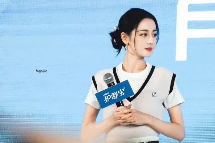 Địch Lệ Nhiệt Ba