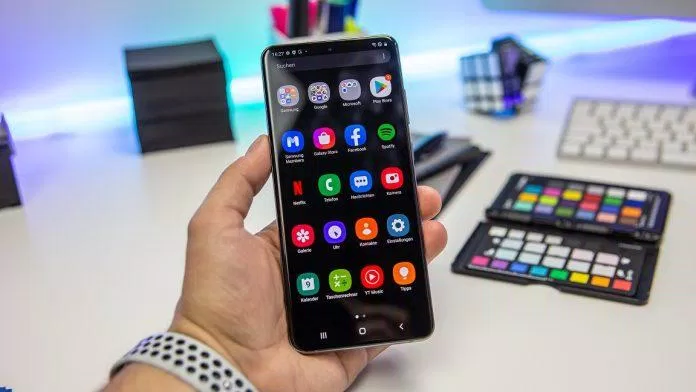 Điện thoại Samsung có rất nhiều bloatware (Ảnh: Internet) Điện thoại Samsung có rất nhiều bloatware (Ảnh: Internet)