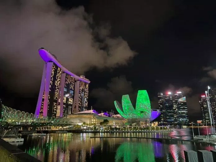 Singapore về đêm (Nguồn: thaovan99) Singapore về đêm (Nguồn: thaovan99)