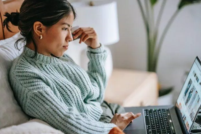 Hãy đảm bảo mọi kết quả tìm kiếm của khách hàng về thương hiệu nổi bật hơn đối thủ cạnh tranh (Ảnh: Internet) Hãy đảm bảo mọi kết quả tìm kiếm của khách hàng về thương hiệu nổi bật hơn đối thủ cạnh tranh (Ảnh: Internet)