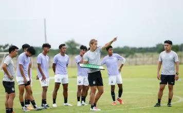 Bóng đá Campuchia đặt mục tiêu giành huy chương ở SEA Games 32
