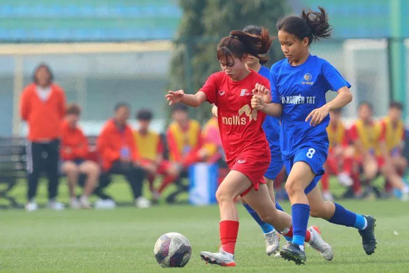 Phong Phú Hà Nam vẫn là đội bóng chơi tốt hơn và khoảng cách 1 bàn không phải vấn đề với họ. (Ảnh: Internet)