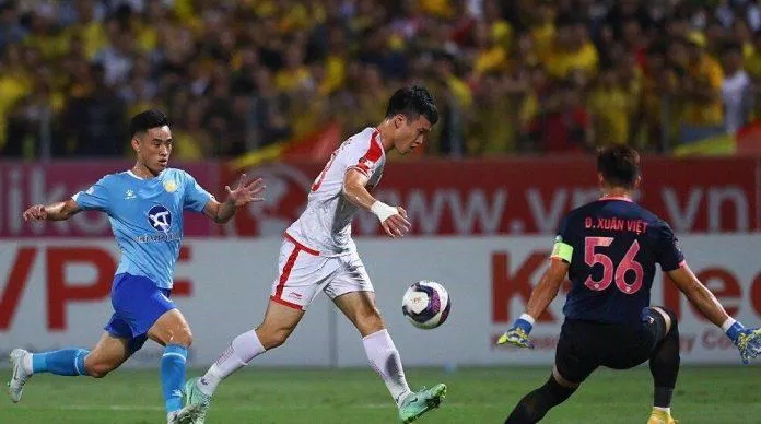 V.League sẽ chuyển trạng thái với mùa giải 2023/24 vắt sang 2 năm. (Ảnh: Internet) V.League sẽ chuyển trạng thái với mùa giải 2023/24 vắt sang 2 năm. (Ảnh: Internet)