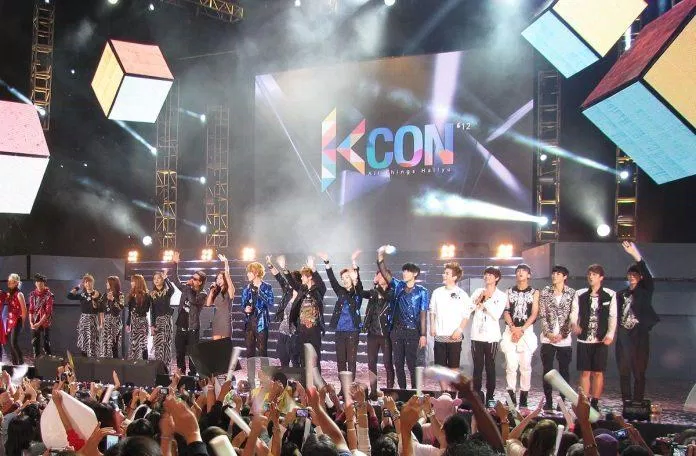 Sân khấu KCON (nguồn: internet)