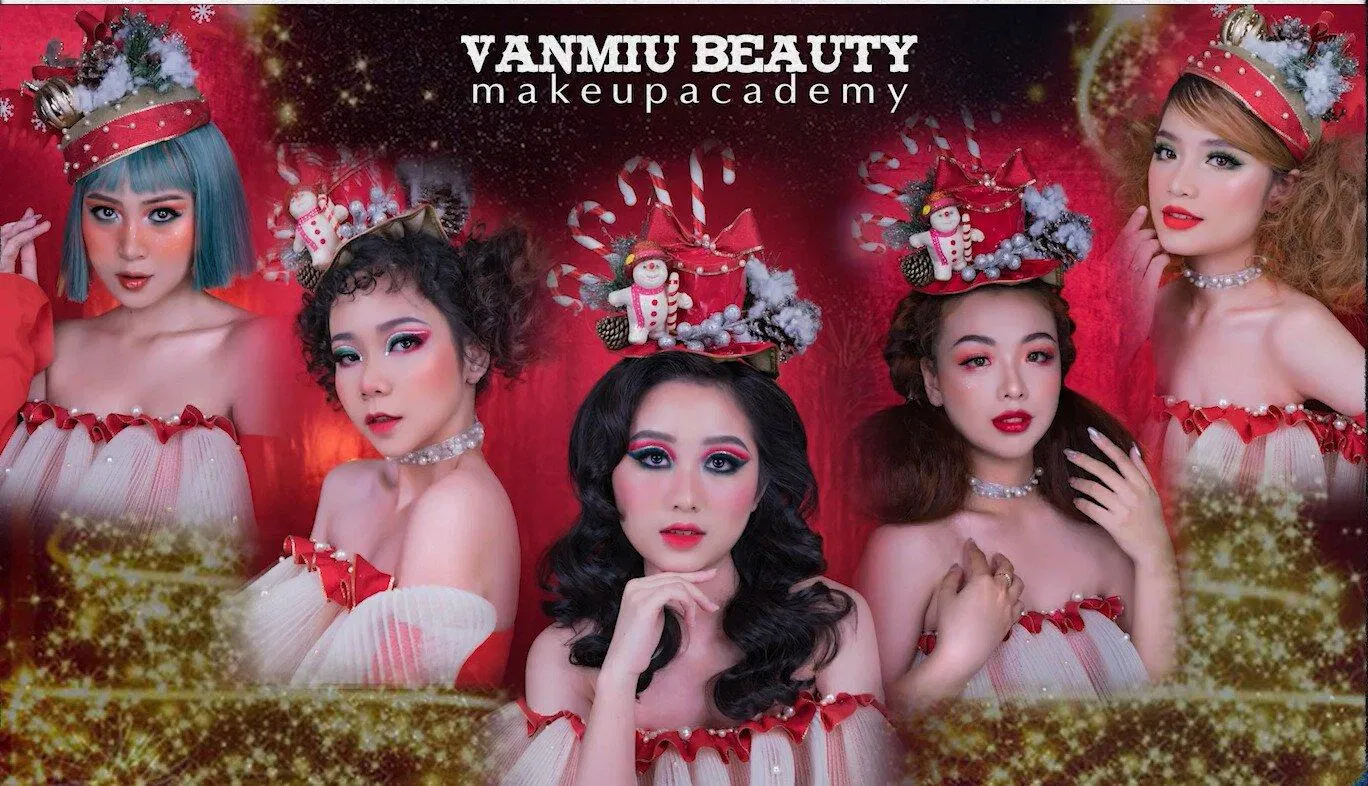 Học viên thường xuyên có những buổi học concept makeup thể hiện tài năng.