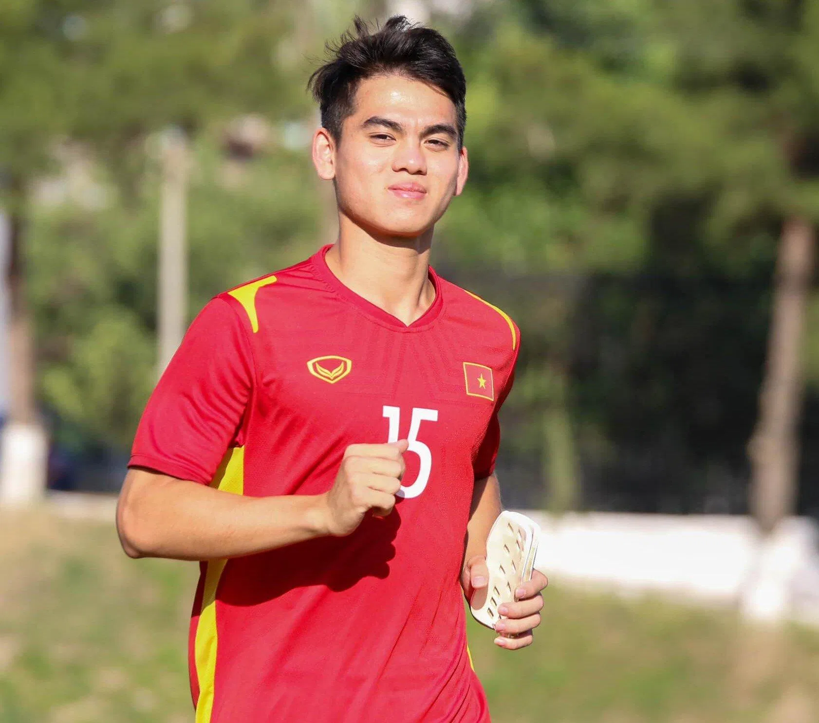 Khuất Văn Khang được AFC vinh danh (Ảnh: Internet) Khuất Văn Khang được AFC vinh danh (Ảnh: Internet)