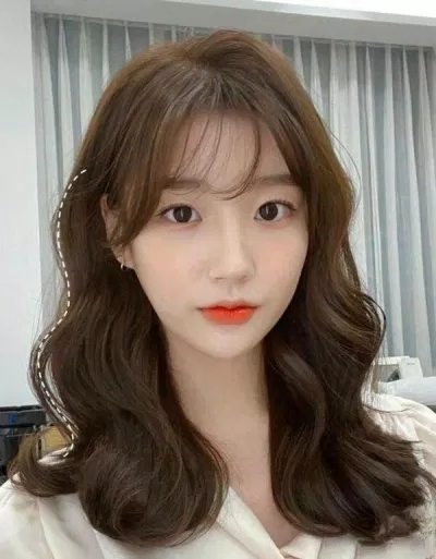 Những kiểu tóc layer đẹp là "cứu tinh" hoàn hảo cho các nàng tóc mỏng. (Ảnh: Internet)