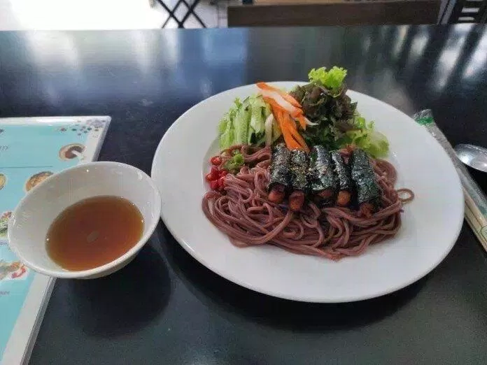 Bún chả lá lốt (Nguồn: internet)