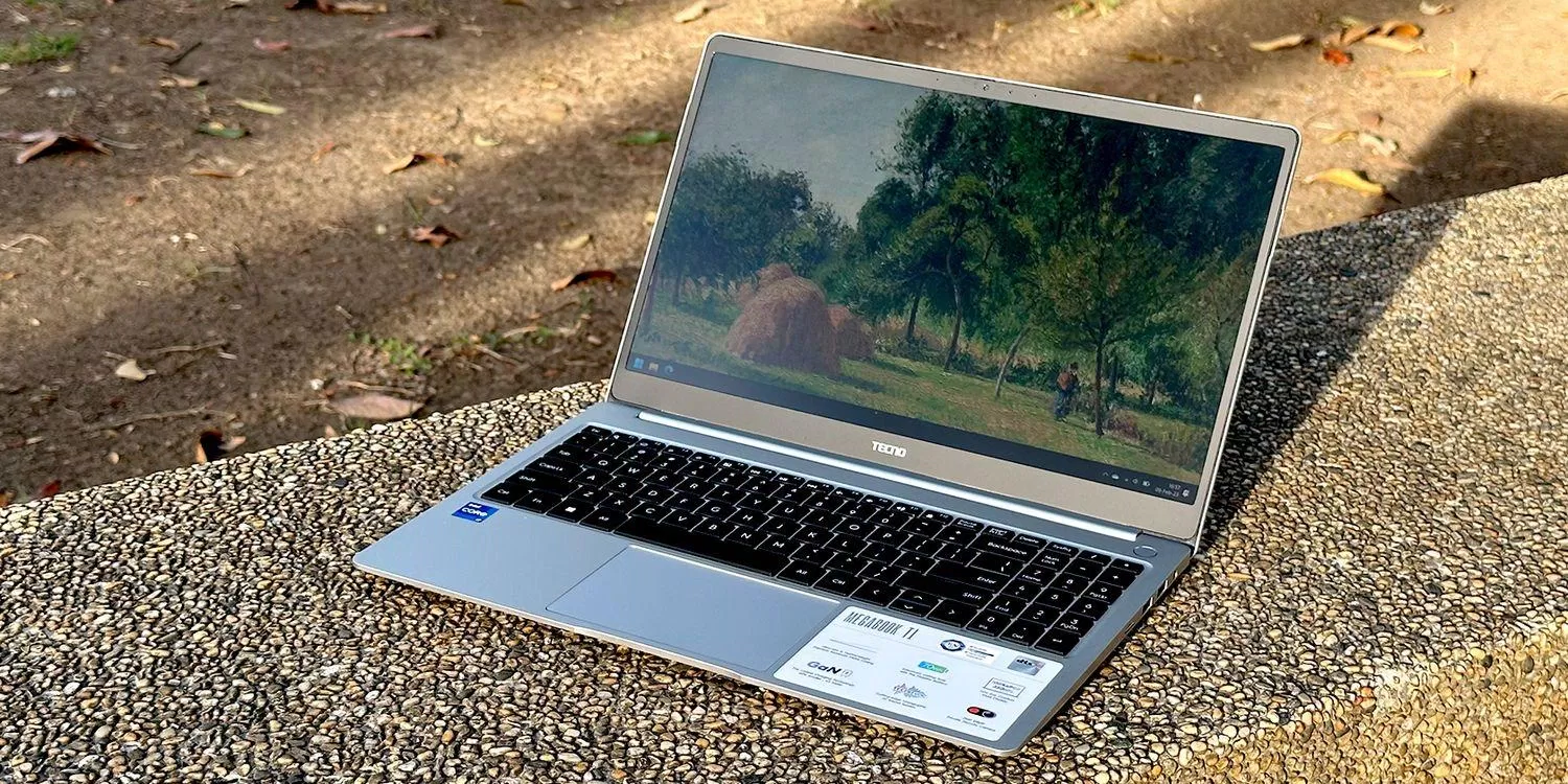 Màn hình có độ sáng cao khi ở ngoài trời (Ảnh: Internet) Màn hình có độ sáng cao khi ở ngoài trời (Ảnh: Internet)