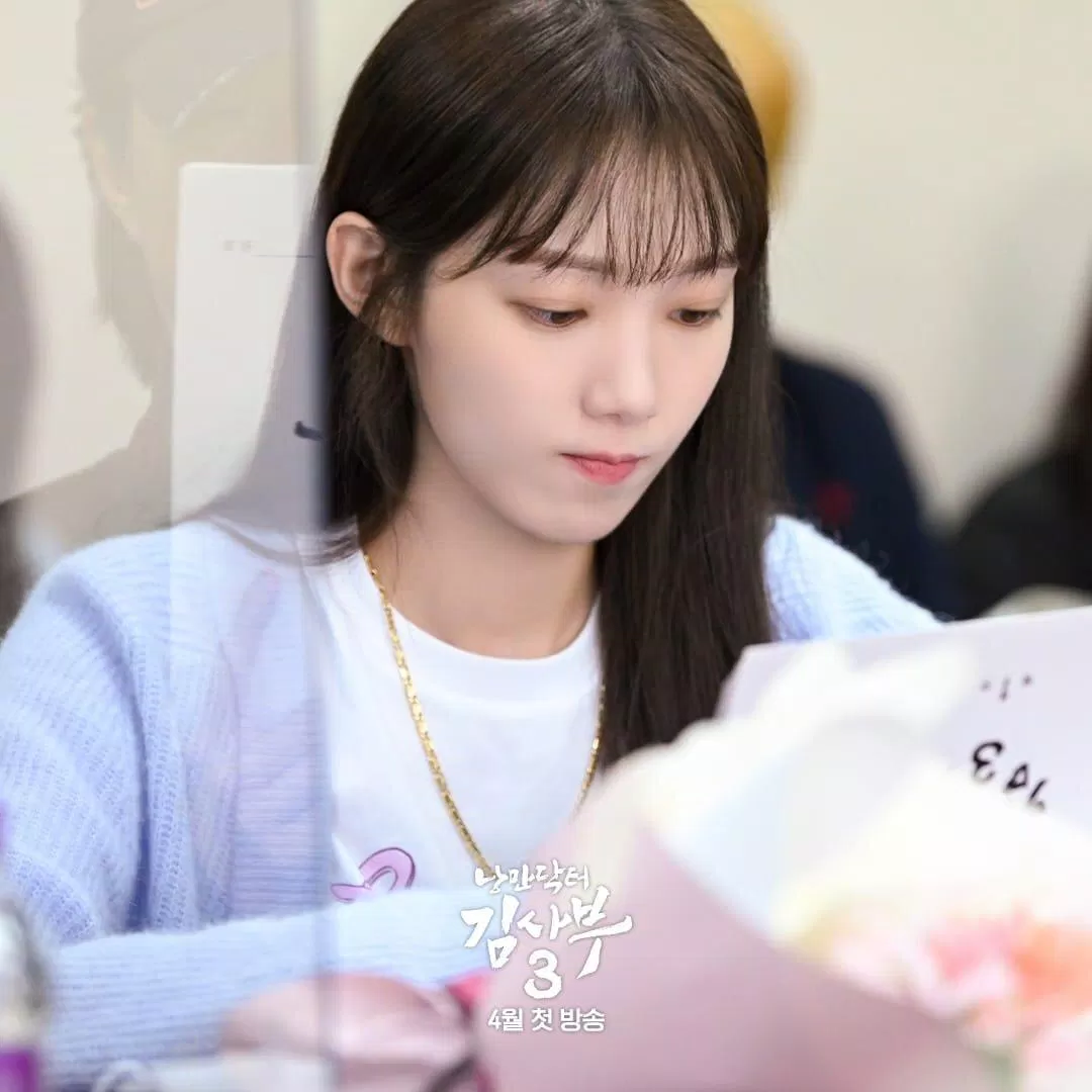 Nữ diễn viên Lee Sung Kyung đầy năng lượng (Ảnh: Internet)