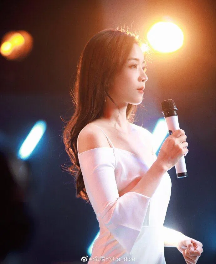 Nhan sắc xinh đẹp của Candice (Nguồn: Internet). Nhan sắc xinh đẹp của Candice (Nguồn: Internet).