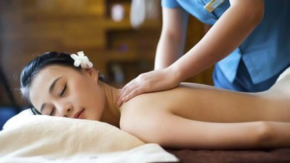 Quà sinh nhật cho nữ: Một gói chăm sóc spa