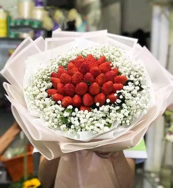 Quà sinh nhật cho nữ: Bó hoa theo sở thích