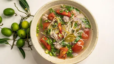 Canh chua quả thanh trà (Ảnh: Internet) Canh chua quả thanh trà (Ảnh: Internet)