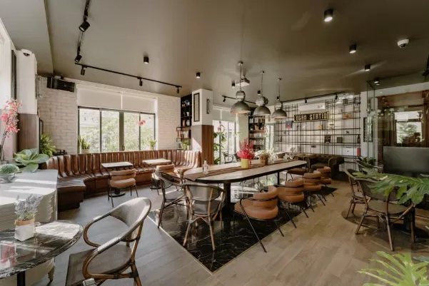 Mách bạn 15 quán cafe đẹp ở Thủ Đức với phong cách đa dạng cho bạn tha hồ check-in Art Coffee Shop Baraen Coffee bonjour cafe the art cà phê quận 2 cà phê quận 9 cà phê thủ đức cafe đẹp cafe đẹp Sài Gòn Cafe Tỏi Đen Cochin Café Dalaland Coffee Dolphy Café An Phú Family Garden 2 I Land Koi Lands Coffee Last Minute LOGAN STATION Café okkio phong cách quán cà phê đẹp quán cafe quán cafe đẹp quán cafe đẹp ở thủ đức quán đẹp Runam Boutique Sài Gòn The Coffee Farm thông tin Thủ Đức We Cafe
