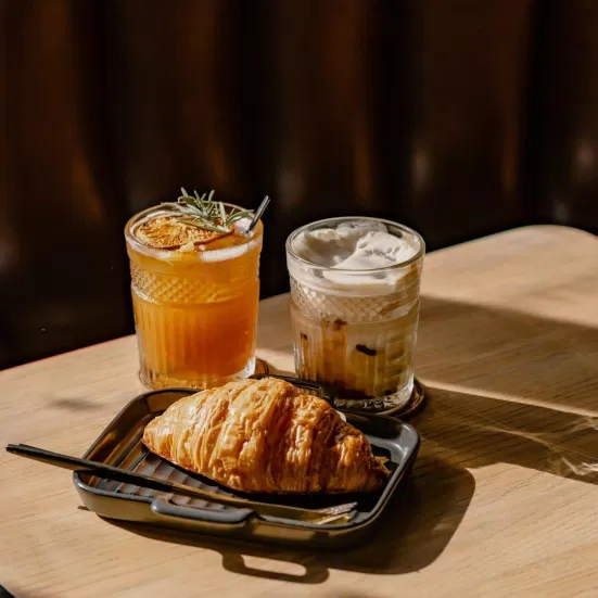 LOGAN STATION Café