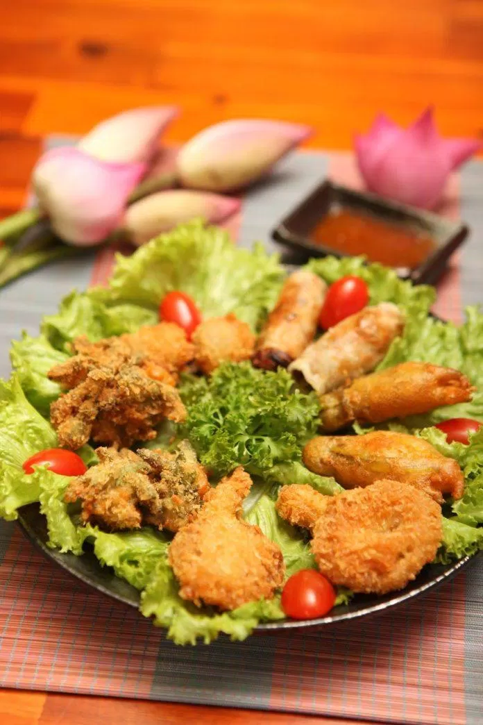 Mách bạn 20 quán chay ngon quận 3: nhất định phải thử một lần! ẩm thực Bếp chay Phạm Hồng Phước BlogAnChoi cà phê Café Restaurant Chay Garden Chị Hoa Vegetarian Cơm chay Giác Đức Du lịch Fingerprint Banh Mi chay Hum Vegetarian khám phá Lẩu Chay Thiên Ân Phát Ngộ Quán Chay nhà hàng nhà hàng chay Nhà hàng chay 4An Vegetarian Nhà hàng chay Chùa Vĩnh Nghiêm Nhà Hàng Chay Mộc Nhiên Nhà hàng chay Tâm Vị Nhà hàng chay và cà phê Bông Súng Vegetarian Nhà Hàng Diệu Pháp Chay Nhà Hàng Hoan Hỷ Chay nổi tiếng Phở Chay Như quận 3 Quán chay Pippala quán chay quận 3 Quán Chay Vạn Ân quán ngon thông tin thương hiệu Top 10 Top 15 Top 20 Việt Chay